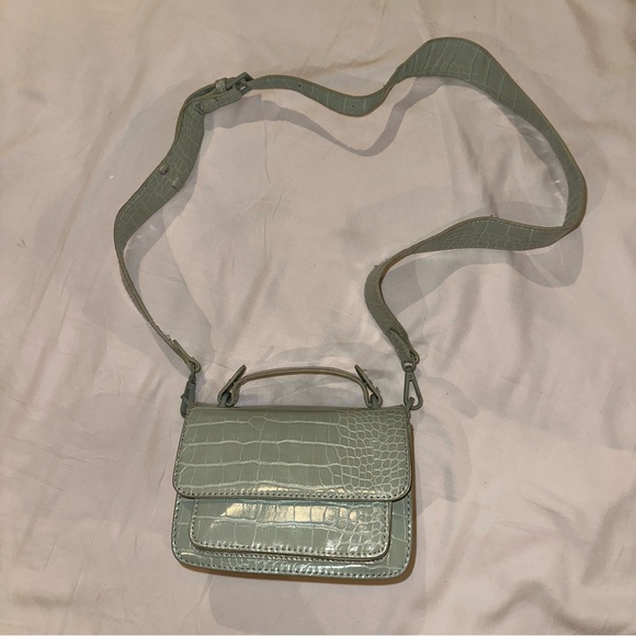 HVISK Renei Matte Croco Green Indicator - Picture 1 of 6
